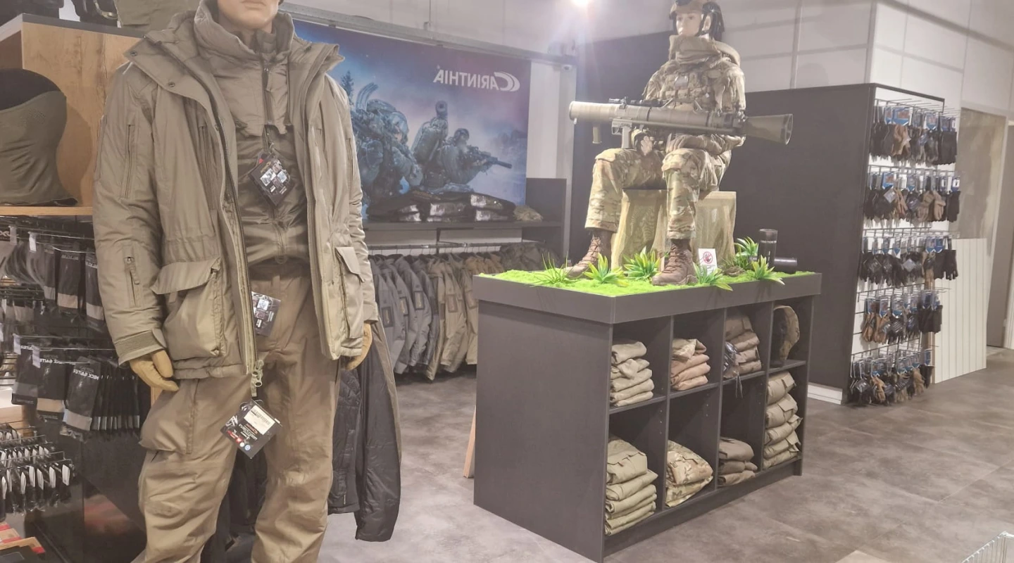 Houten interieurkast gebouwd door VNC Bouw